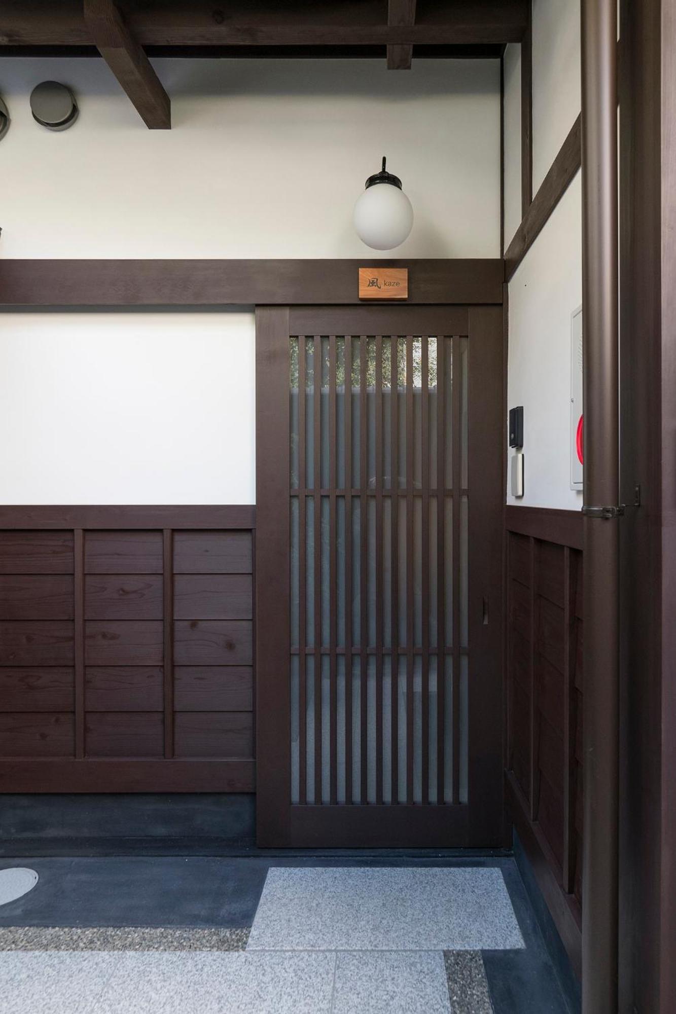 The Machiya Villa Sanjo Shirakawa Koji Киото Номер фото