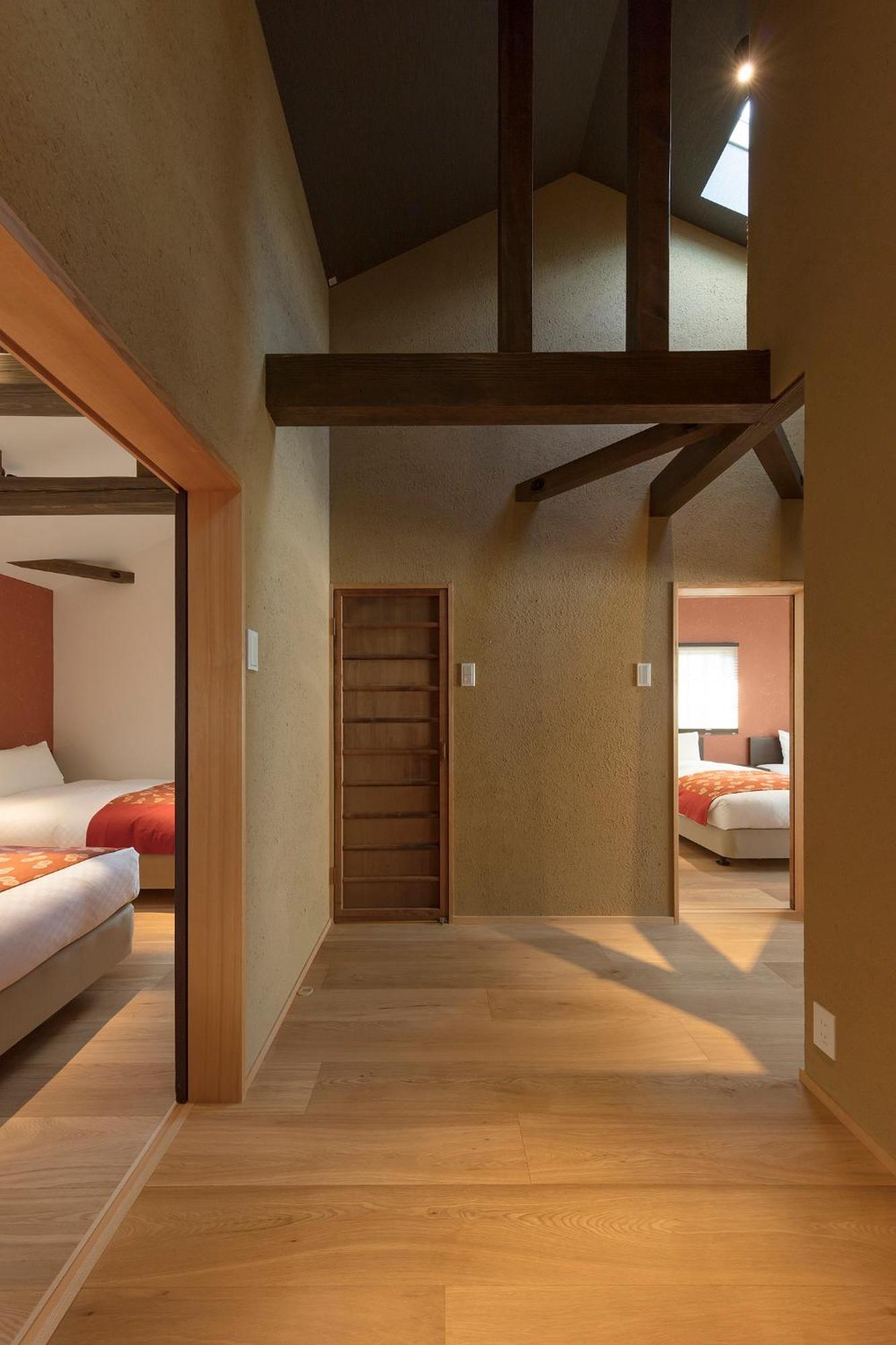 The Machiya Villa Sanjo Shirakawa Koji Киото Номер фото